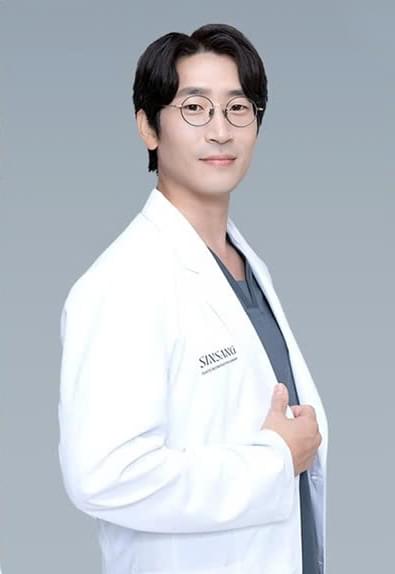 Dr. Lee Young Jae